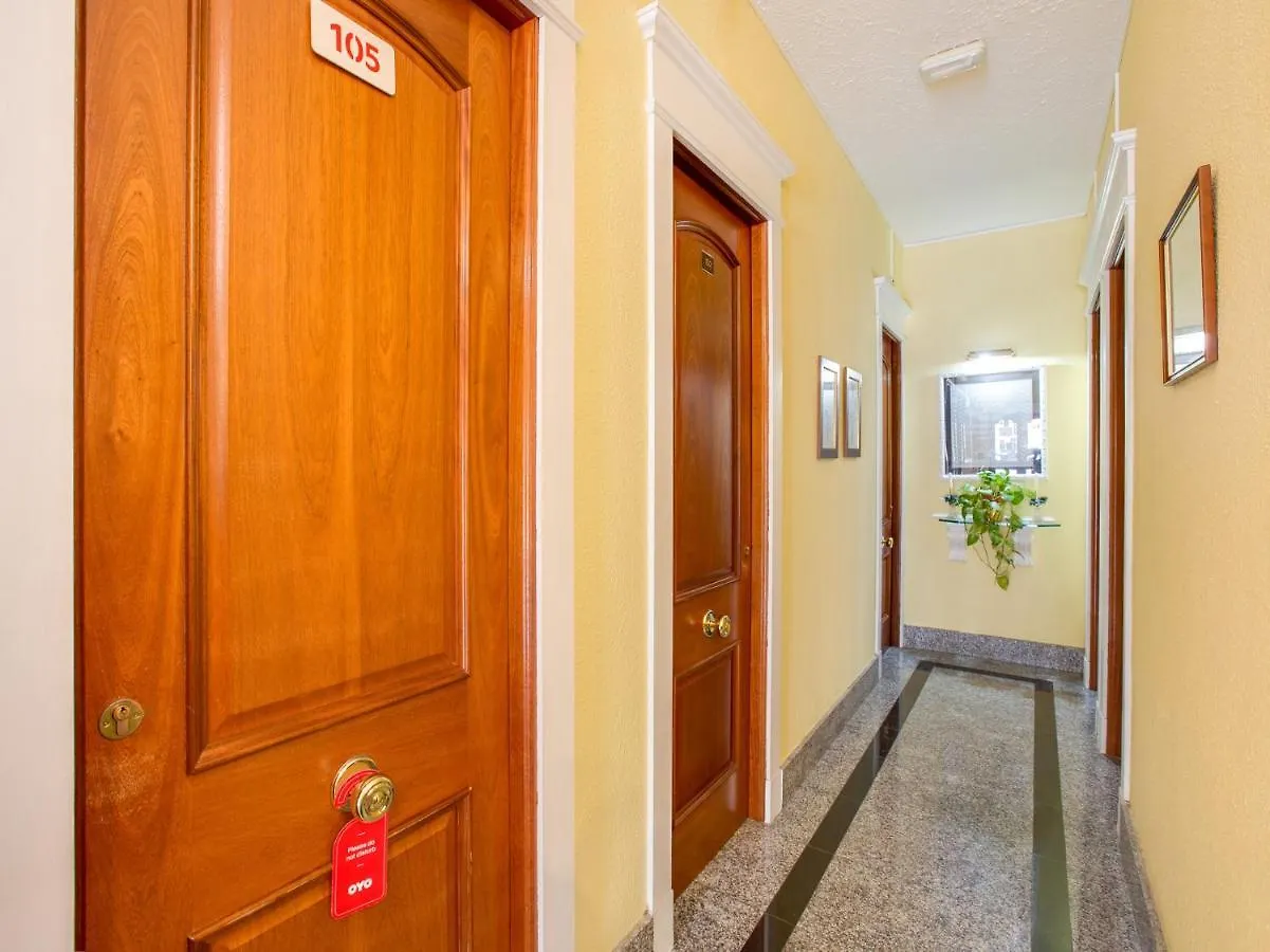 OYO Hotel Don Cándido Puerto de la Cruz  0*, Puerto de la Cruz (Tenerife)
